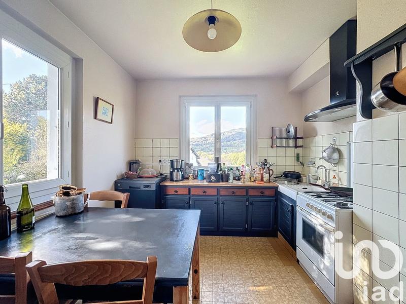 Maison - 163 m² - 9 pièces