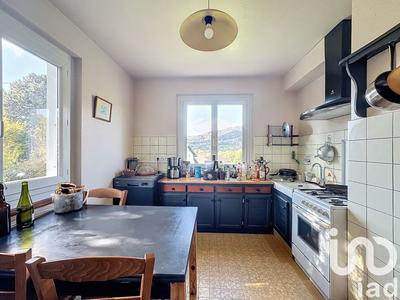 Maison - 163 m² - 9 pièces