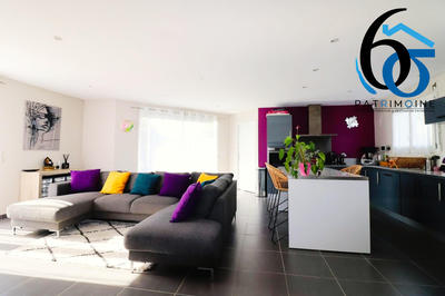 Maison - 101 m² - 4 pièces