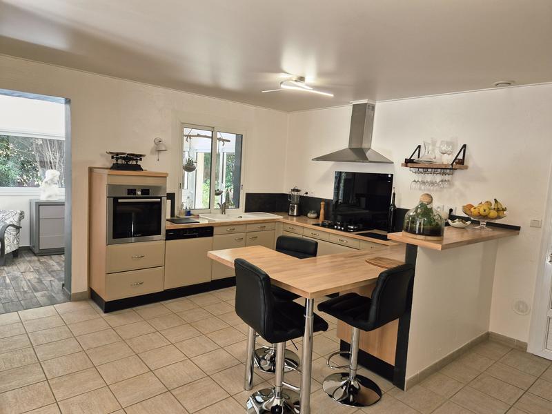 Villa - 200 m² - 8 pièces