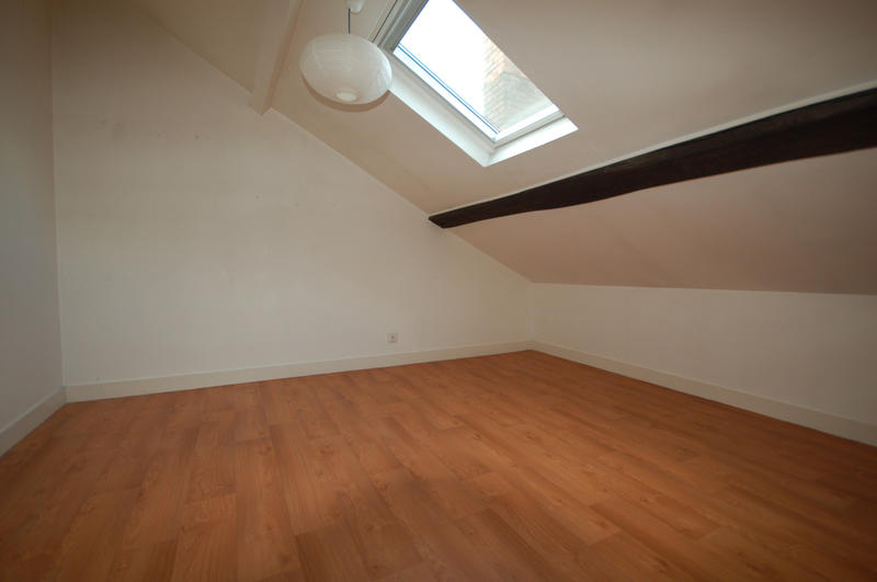 Appartement - 60 m² - 4 pièces