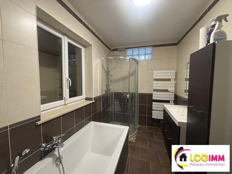 Maison - 94 m² - 4 pièces