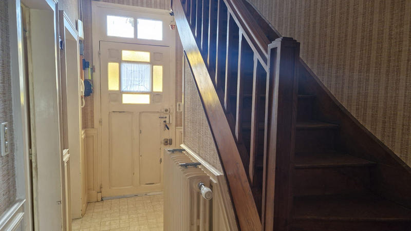 Maison - 93 m² - 5 pièces