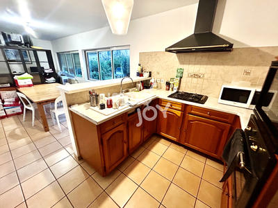 Local commercial - 110 m²