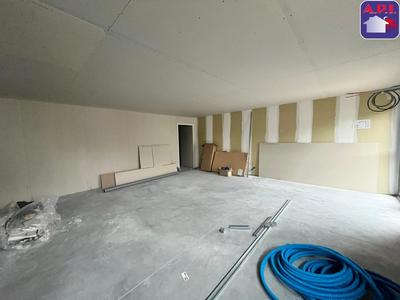 Local d'activités - 70 m² - 1 pièce