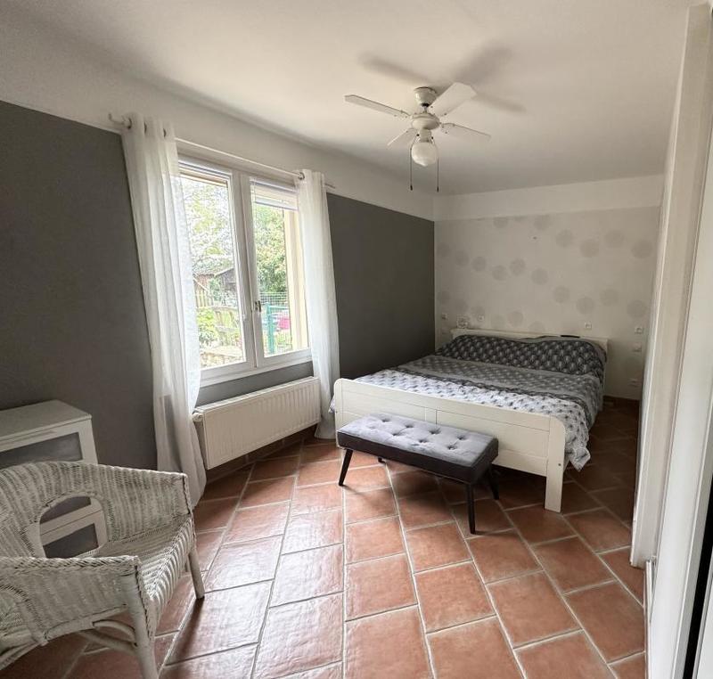 Maison - 200 m² - 7 pièces