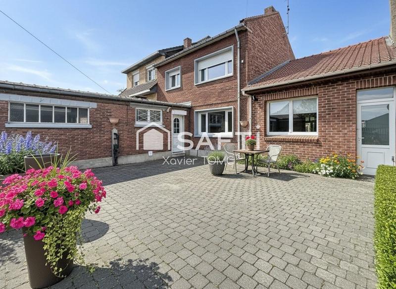 Maison - 110 m² - 6 pièces