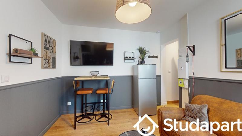 Chambre - 8 m² - 1 pièce