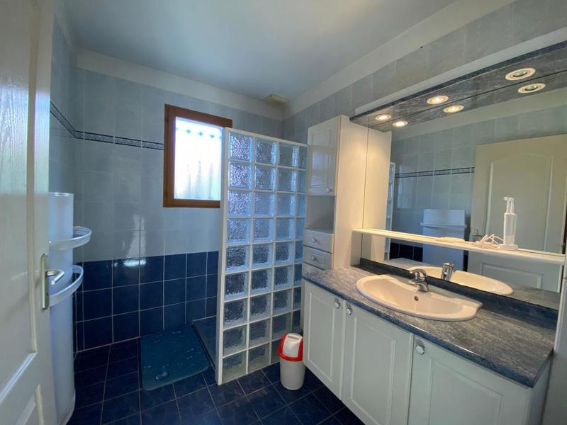 Maison - 93 m² - 4 pièces