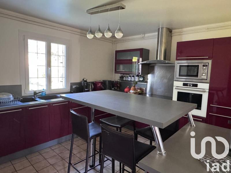 Maison - 137 m² - 6 pièces