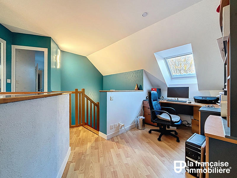 Maison - 161 m² - 8 pièces