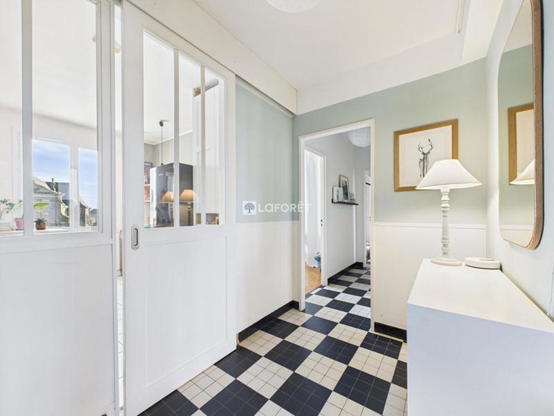 Appartement - 97 m² - 4 pièces