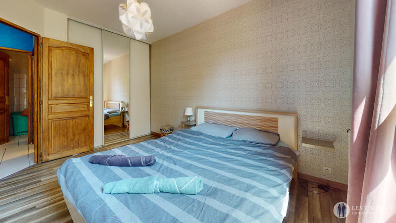 Appartement - 75 m² - 3 pièces