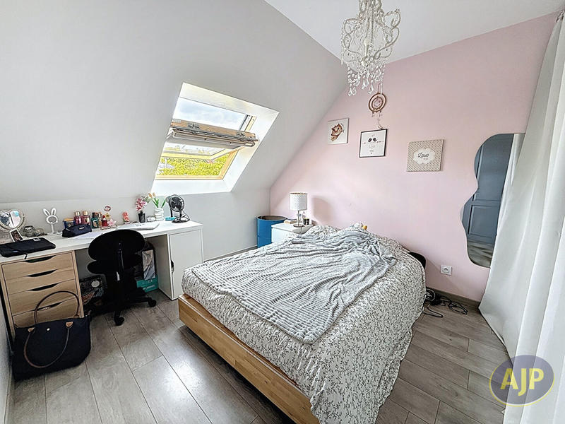 Maison - 110 m² - 6 pièces