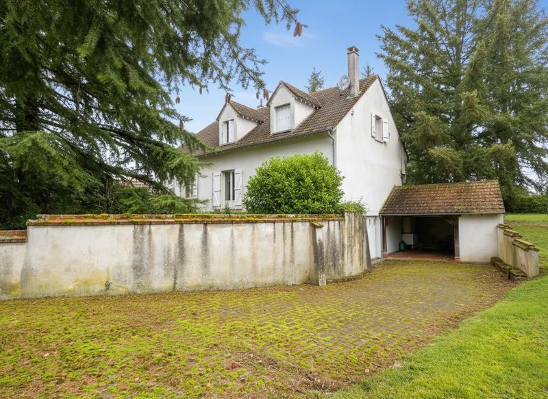 Maison traditionnelle - 176 m² - 7 pièces