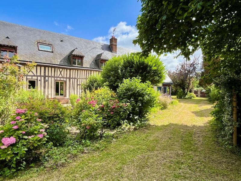 Maison - 267 m² - 7 pièces