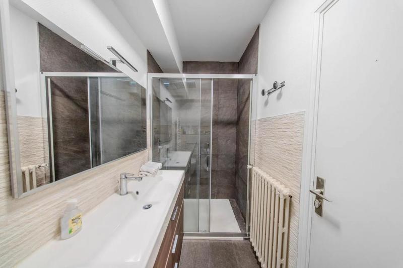 Studio - 117 m² - 4 pièces