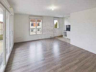 Appartement - 65 m² - 3 pièces