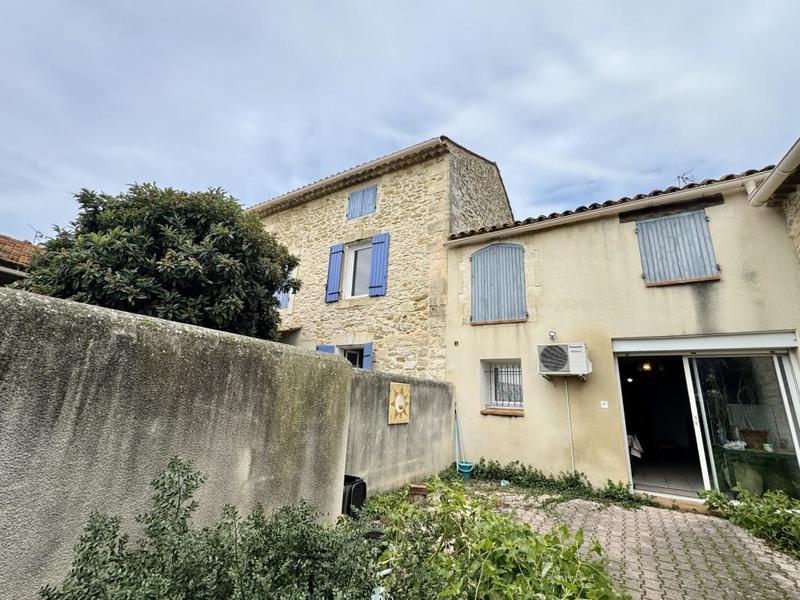 Mas - 261 m² - 8 pièces