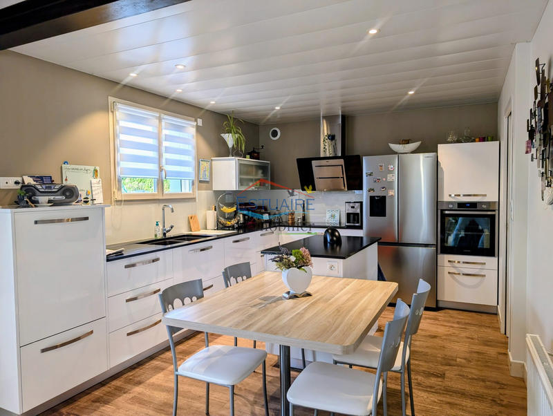 Maison - 162 m² - 6 pièces