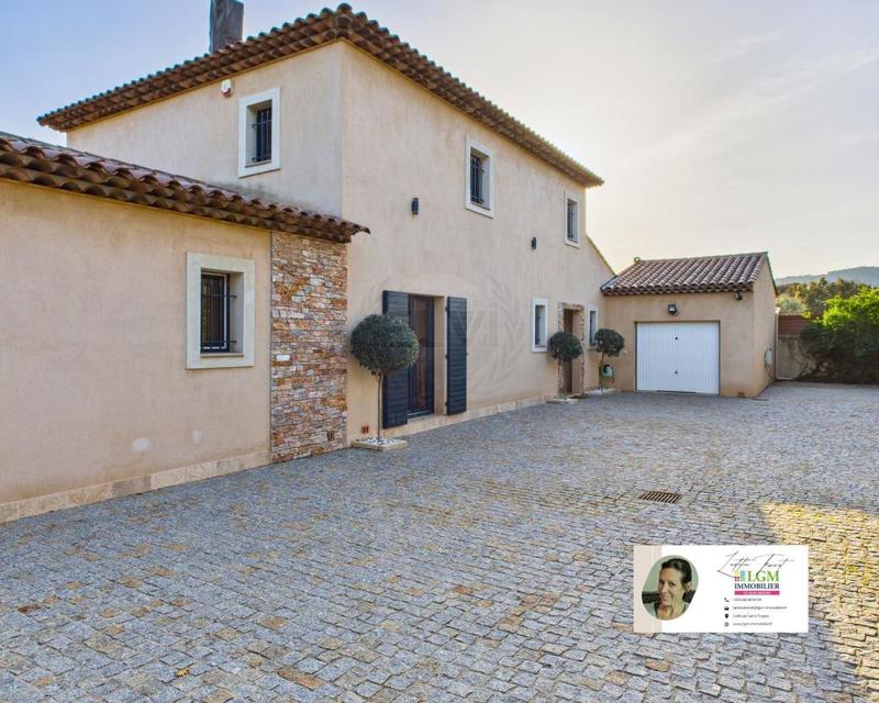 Villa - 174 m² - 5 pièces