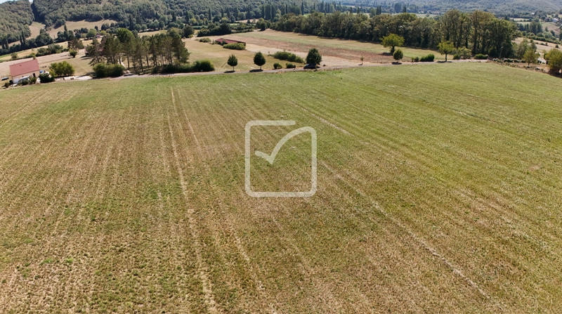 Terrain - 21 356 m²