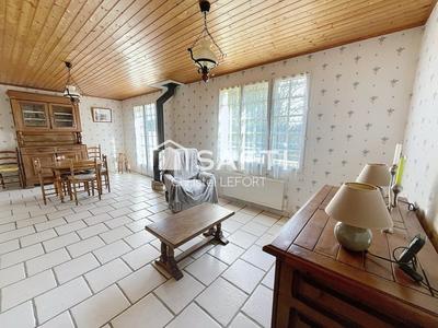 Maison - 86 m² - 5 pièces