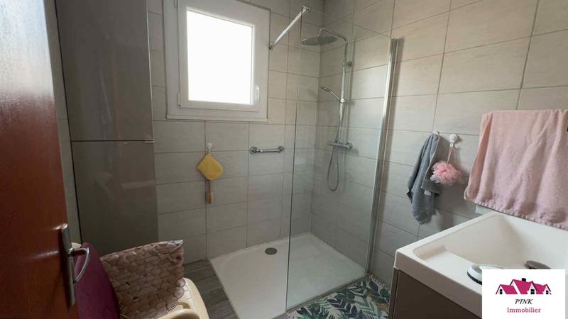 Villa - 97 m² - 5 pièces