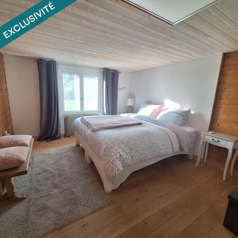 Maison - 121 m² - 7 pièces