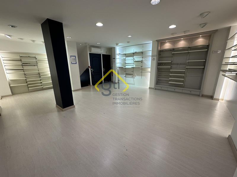 Local commercial - 120 m²