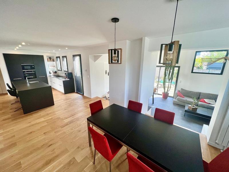 Maison - 142 m² - 4 pièces