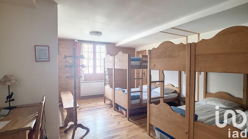 Châlet - 385 m² - 15 pièces