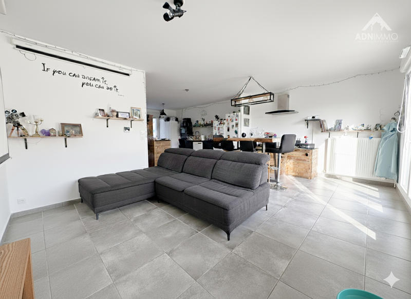 Maison - 92 m² - 4 pièces