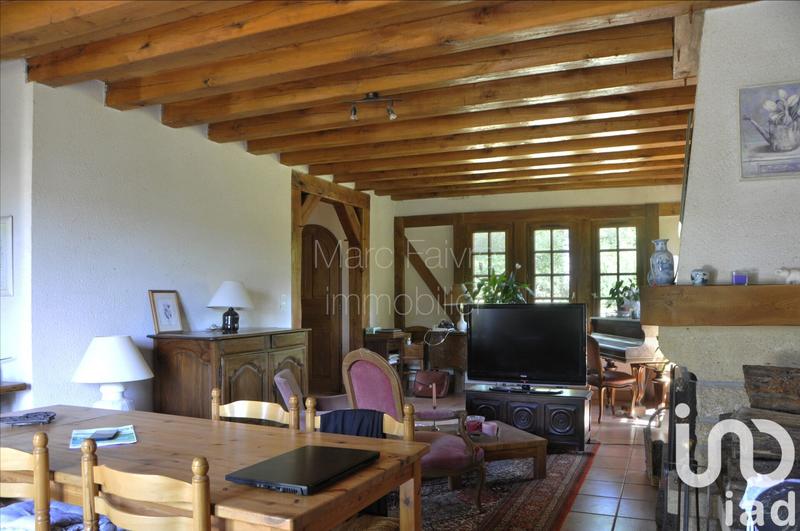 Maison - 180 m² - 8 pièces
