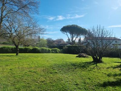 Terrain constructible - 920 m²