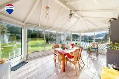 Maison - 174 m² - 8 pièces