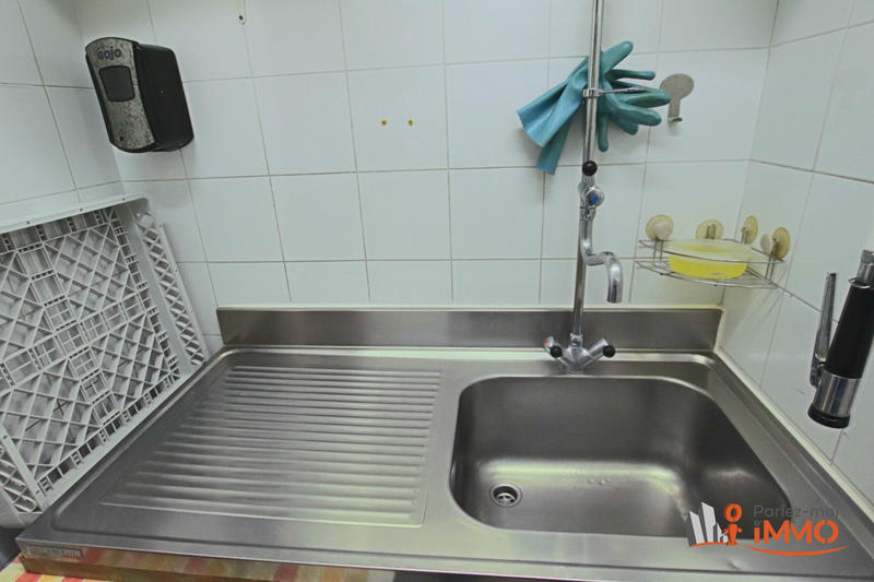 Local commercial - 45 m² - 2 pièces