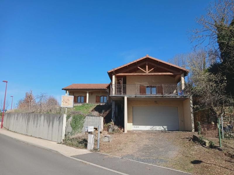 Maison - 140 m² - 6 pièces