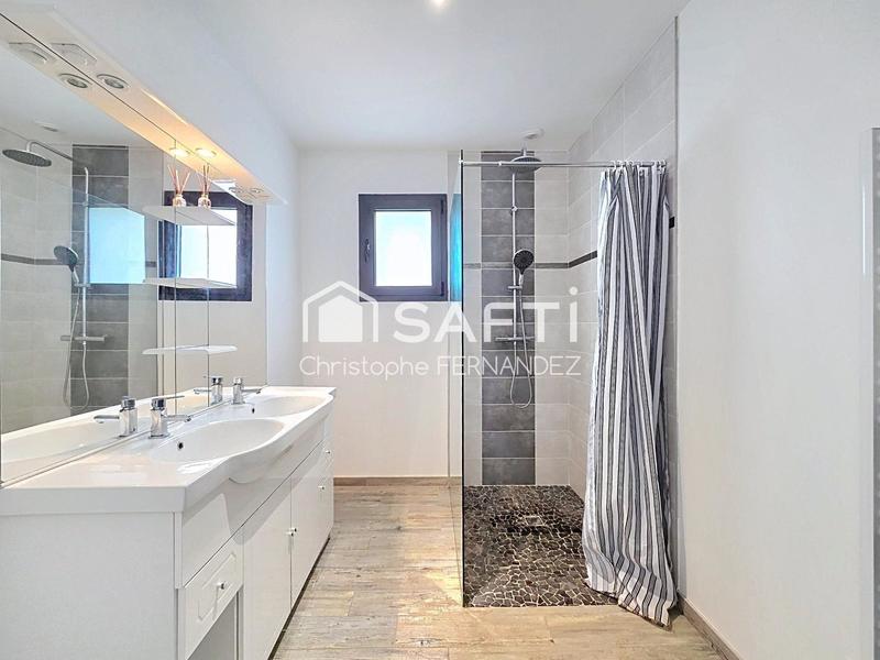 Maison - 145 m² - 5 pièces