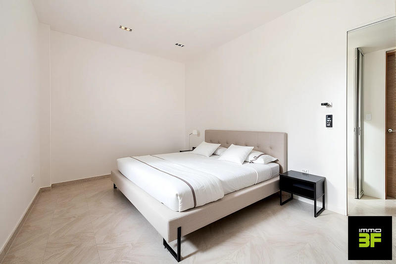 Appartement - 86 m² - 4 pièces