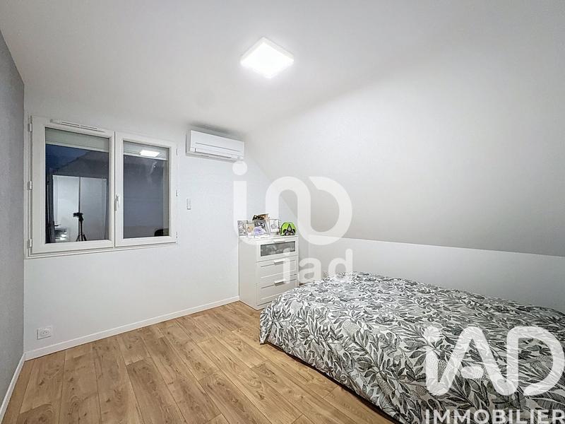 Maison - 95 m² - 5 pièces