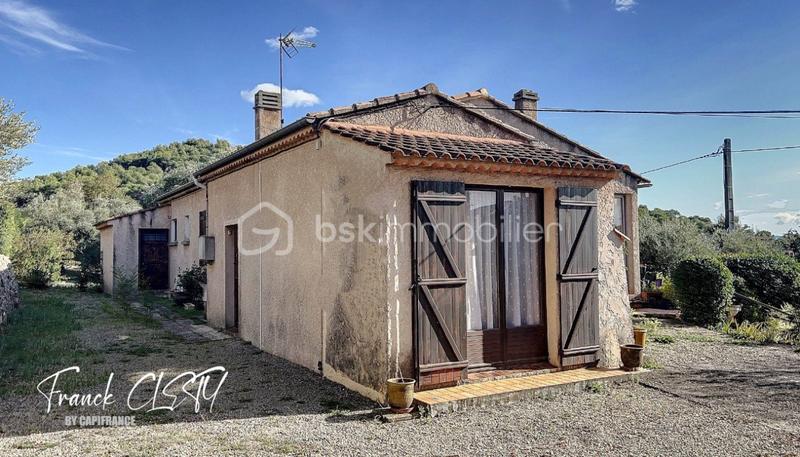 Maison traditionnelle - 102 m² - 4 pièces