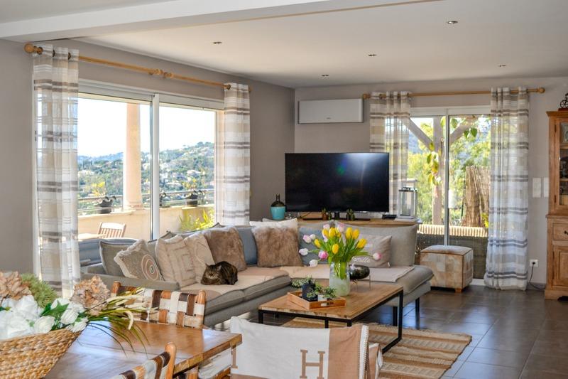 Appartement - 216 m² - 7 pièces