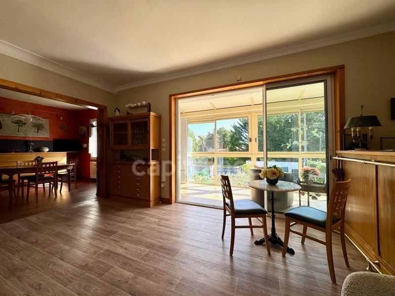 Maison - 180 m² - 6 pièces