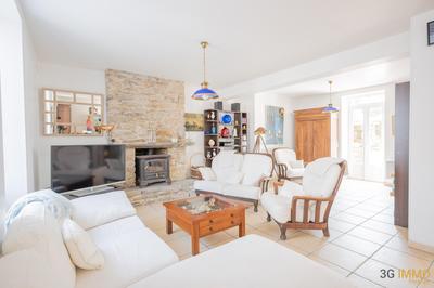 Maison ancienne - 190 m² - 7 pièces