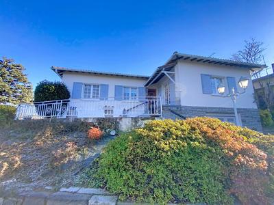 Maison traditionnelle - 130 m² - 5 pièces