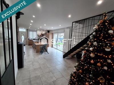 Maison - 203 m² - 6 pièces