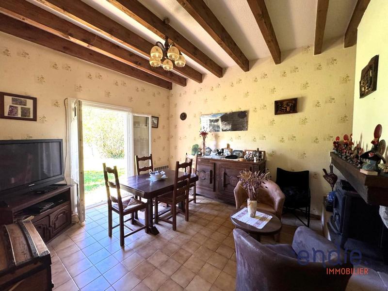 Maison - 90 m² - 5 pièces