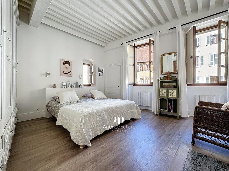 Appartement - 107 m² - 3 pièces