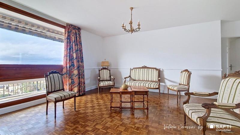 Appartement - 92 m² - 5 pièces